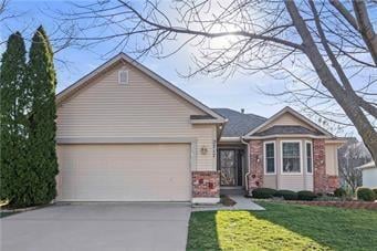 2717 Woodbury Dr, Independence, MO 64055