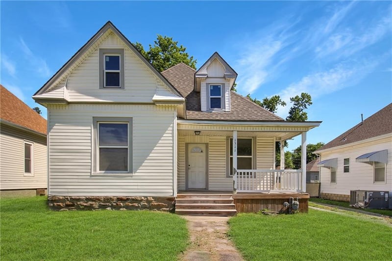 1511 Dirr Ave, Parsons, KS 67357