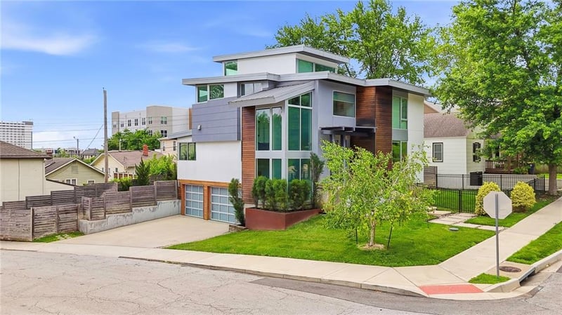 4601 Mercier St, Kansas City, MO 64112