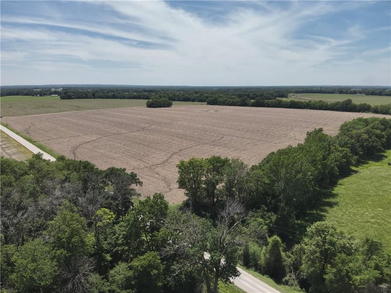 Liv 255 N/A, Chillicothe, MO 64601
