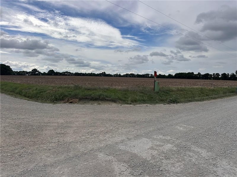 Liv 255 N/A, Chillicothe, MO 64601