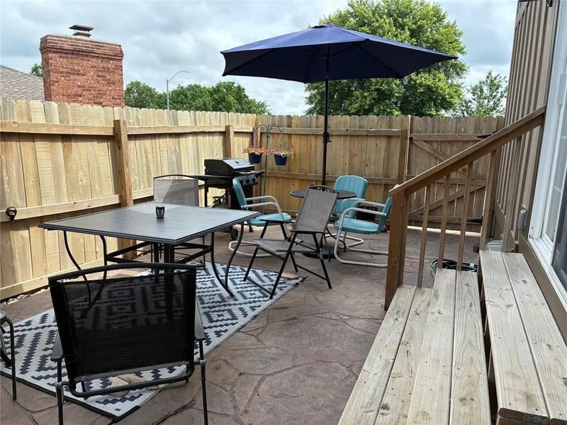 4205 Country Ln #C, St Joseph, MO 64506