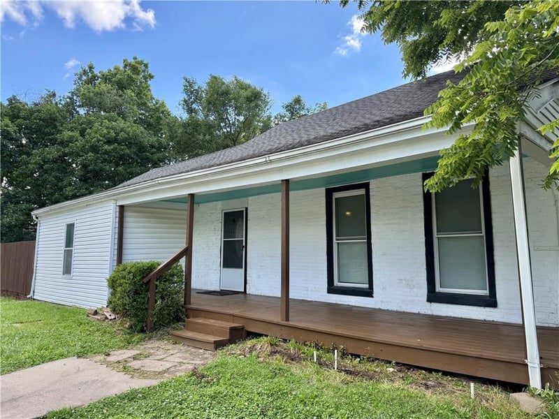 1000 4th St, Platte City, MO 64079