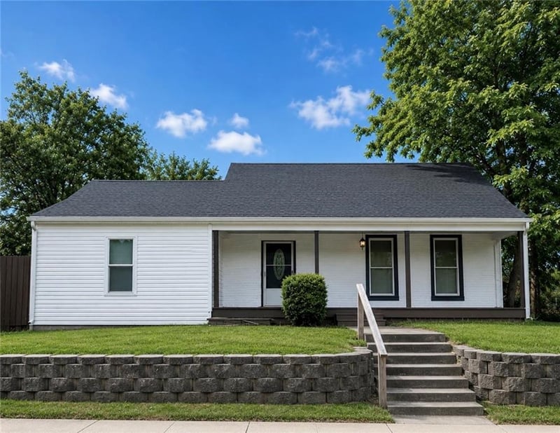 1000 4th St, Platte City, MO 64079