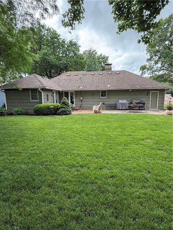 7729 Windsor St, Prairie Village, KS 66208