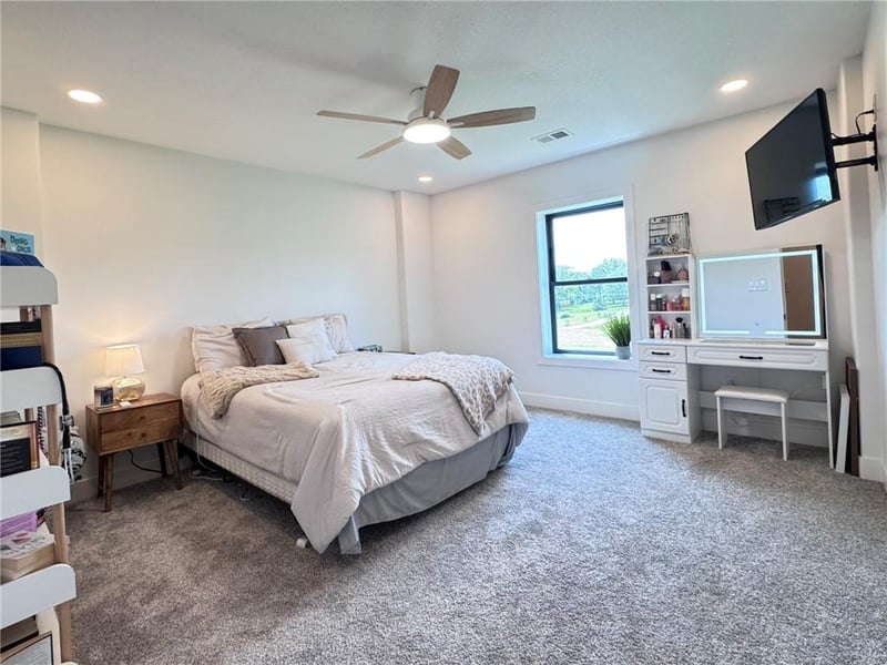 8009 Enochs Mills Rd, Grain Valley, MO 64029