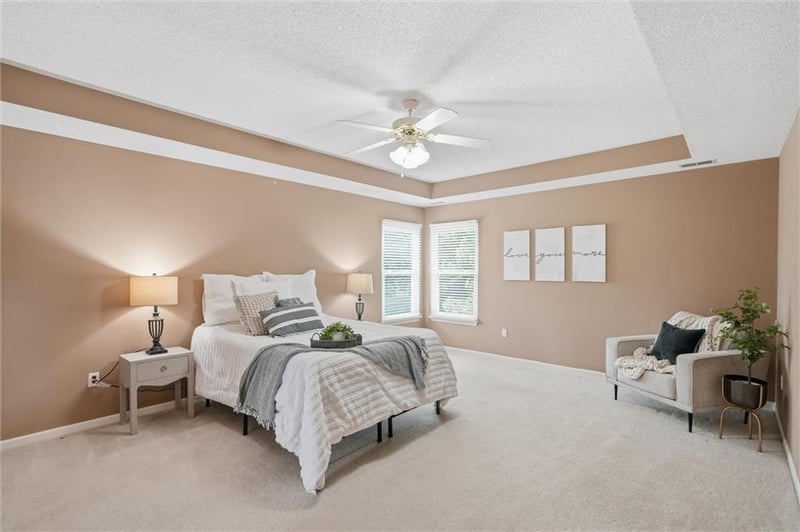 15776 Madison Dr, Olathe, KS 66062