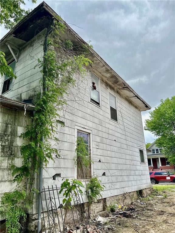 3237 Wabash Ave, Kansas City, MO 64109