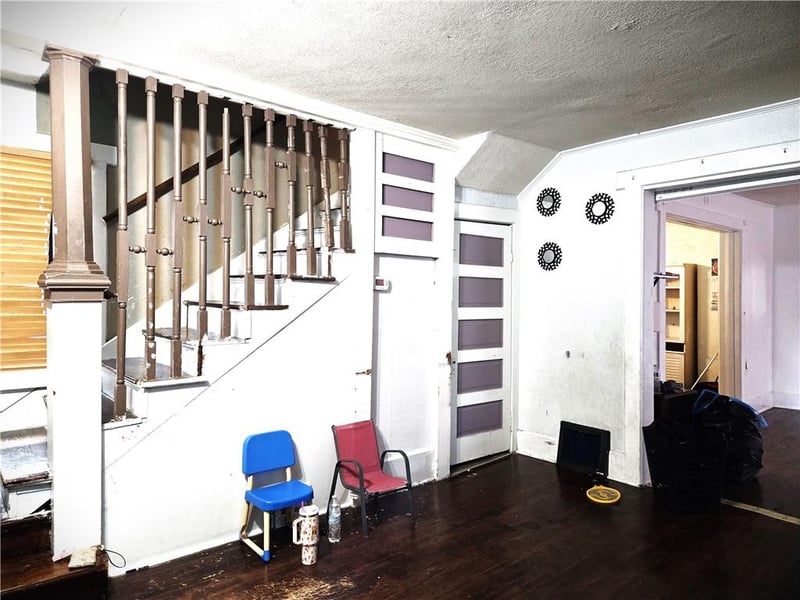 822 Tauromee Ave, Kansas City, KS 66101