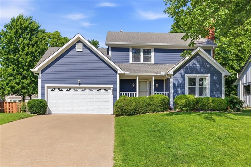 9224 Swarner Dr, Lenexa, KS 66219