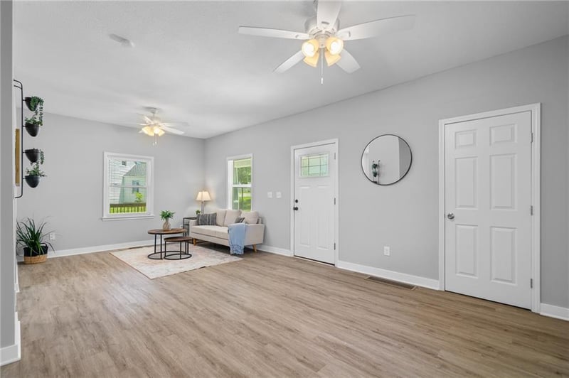 7330 Ozark Rd, Kansas City, MO 64129