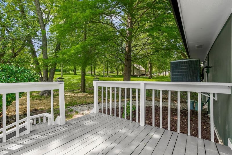 803 Madison St, Pleasant Hill, MO 64080
