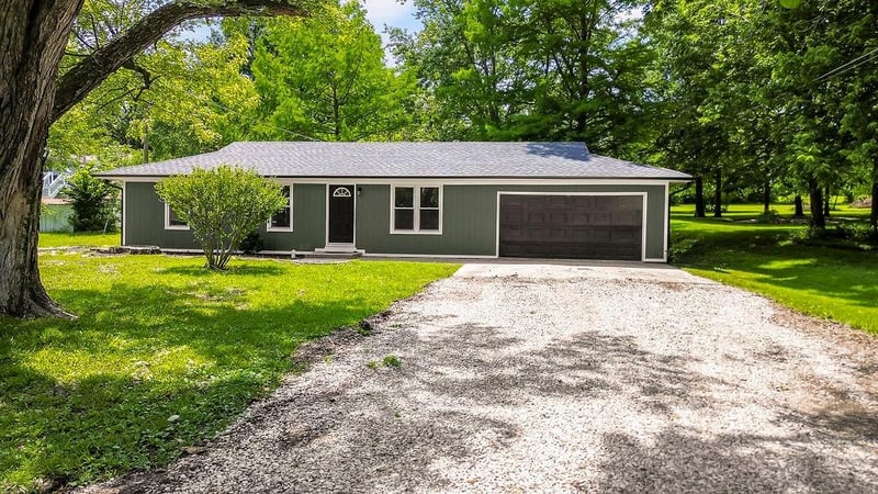 803 Madison St, Pleasant Hill, MO 64080