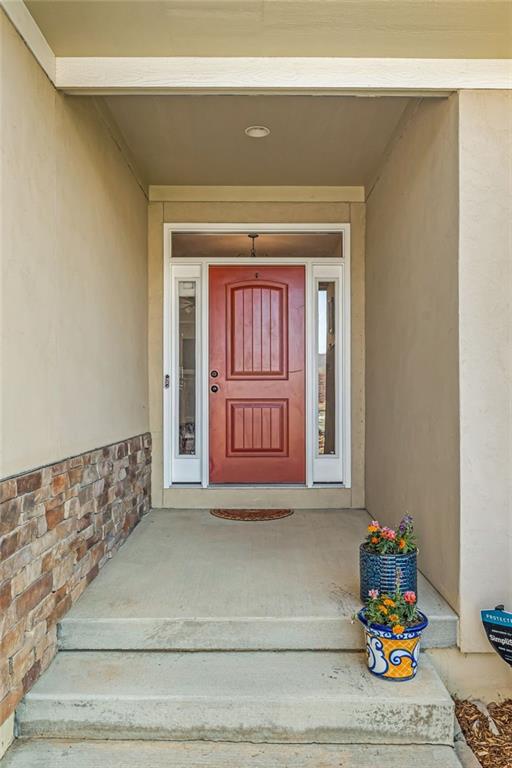 16657 Sandstone Cir, Basehor, KS 66007