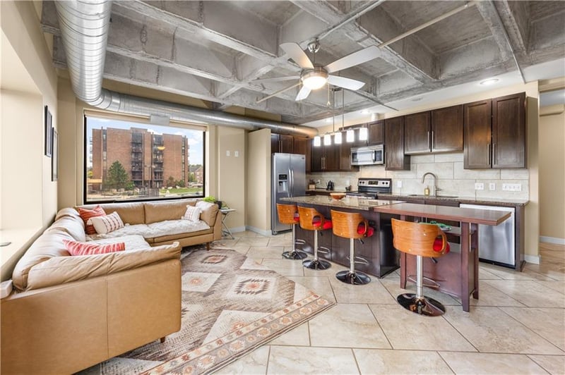 2940 Baltimore Ave #1201, Kansas City, MO 64108