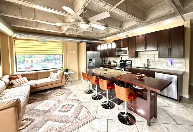 2940 Baltimore Ave #1201, Kansas City, MO 64108