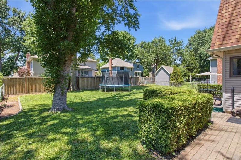 12225 72nd St, Shawnee, KS 66216
