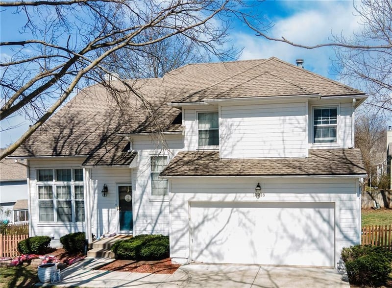 15216 132nd Pl, Olathe, KS 66062