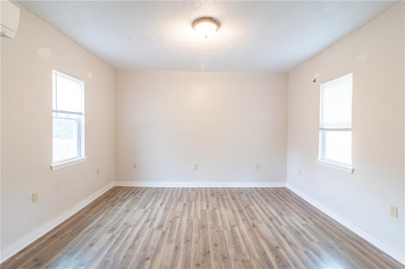 1830 Poplar St, Lexington, MO 64067