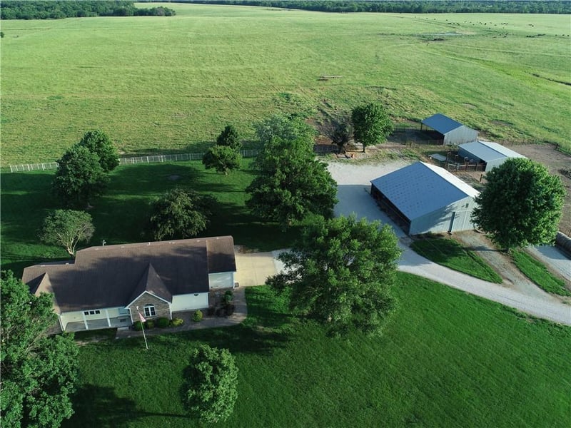 30919 363rd St, Osawatomie, KS 66064