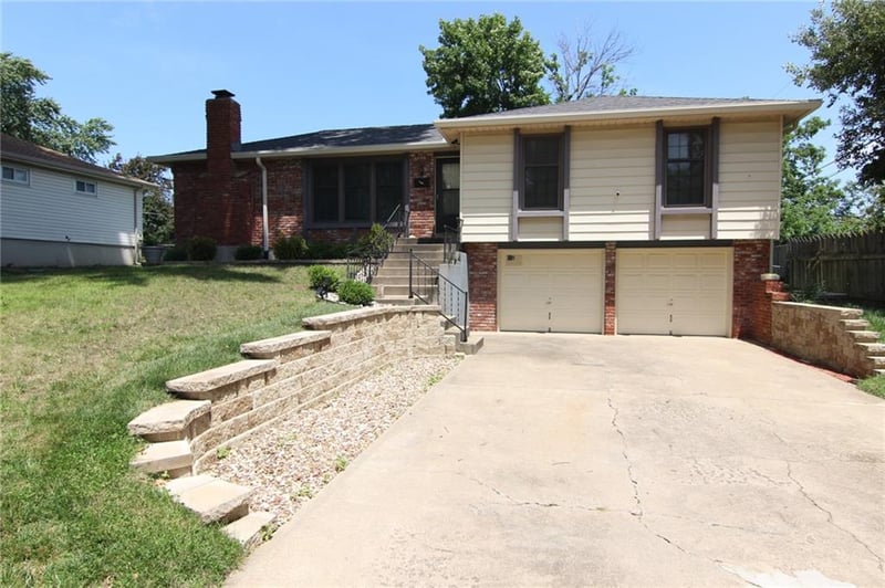 11200 51st Ter, Shawnee, KS 66203