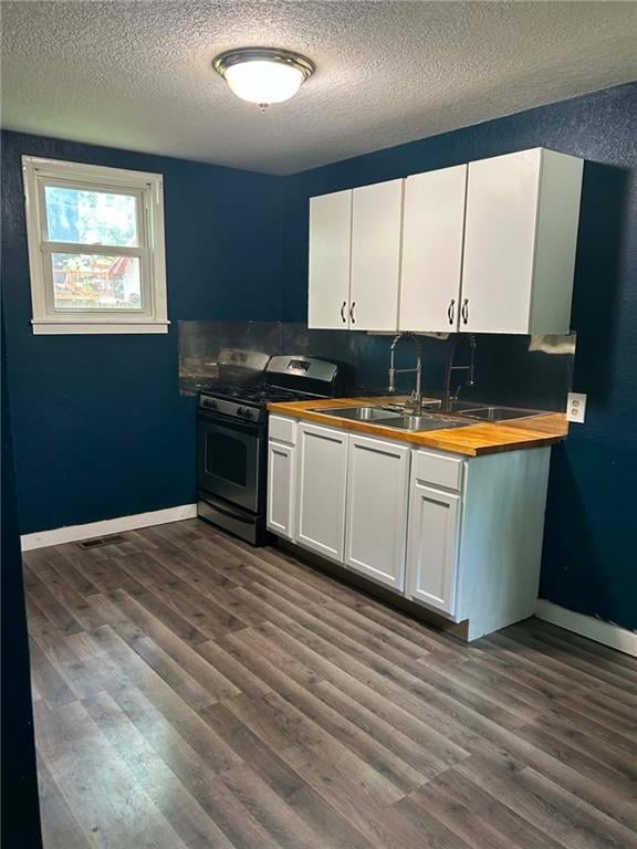 719 S Walnut St, Leavenworth, KS 66048