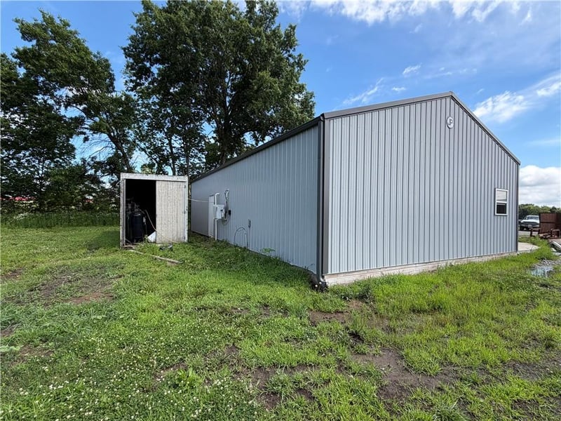 Jump Rd, Jamesport, MO 64648