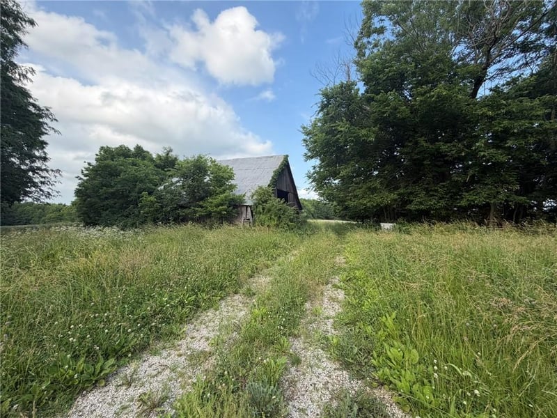 1601 Rd, Montrose, MO 64770