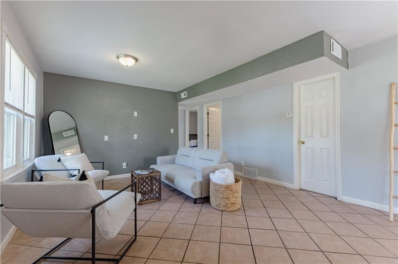 4525 Freeman Ave, Kansas City, KS 66102