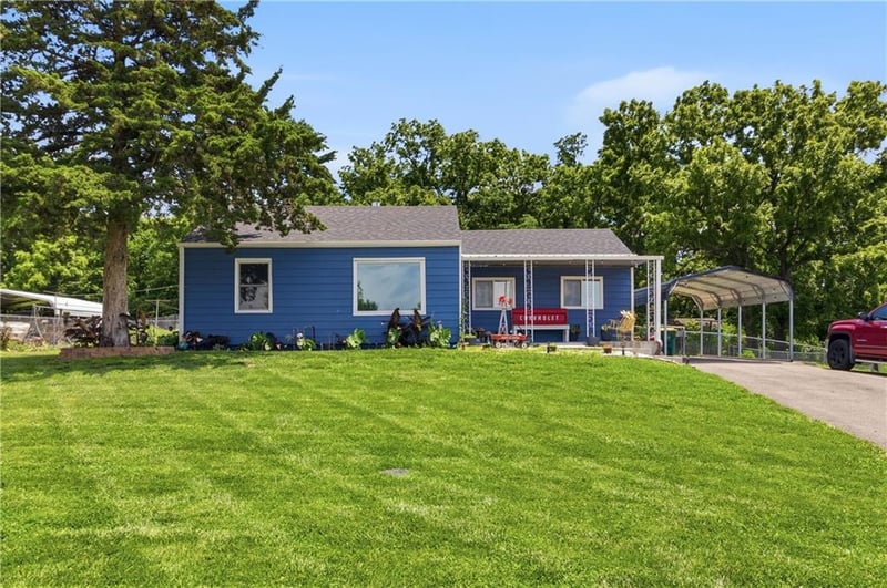 1501 N 94th St, Kansas City, KS 66112