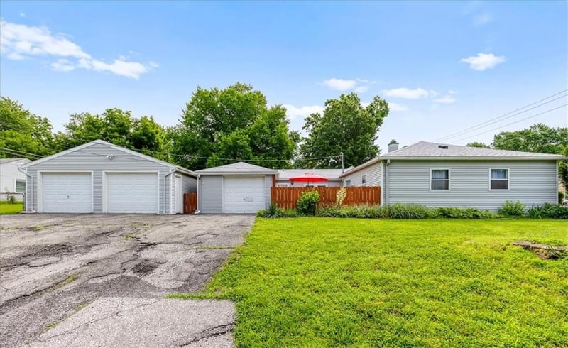 3618 Shawnee Dr, Kansas City, KS 66106