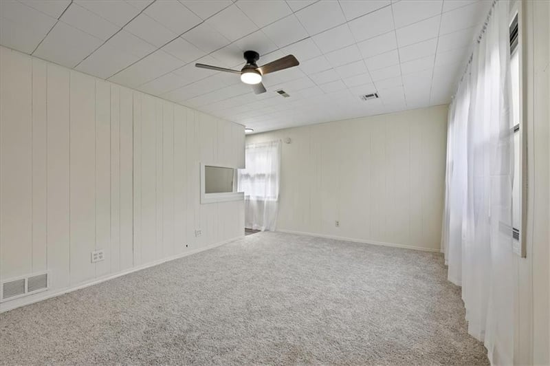 3618 Shawnee Dr, Kansas City, KS 66106