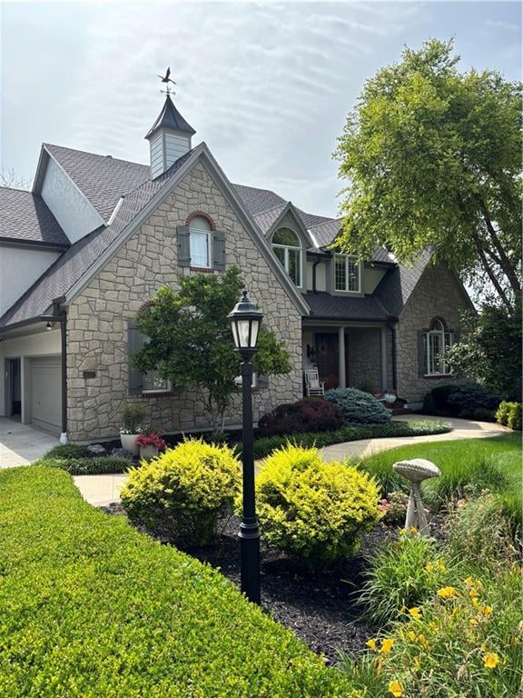 14107 Manor Rd, Leawood, KS 66224