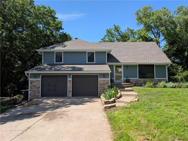 7716 69th Ter, Kansas City, MO 64152
