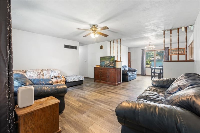 816 Vine St, Lacygne, KS 66040