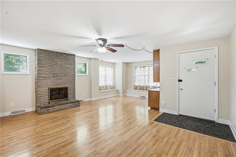 4000 Campbell St, Kansas City, MO 64110