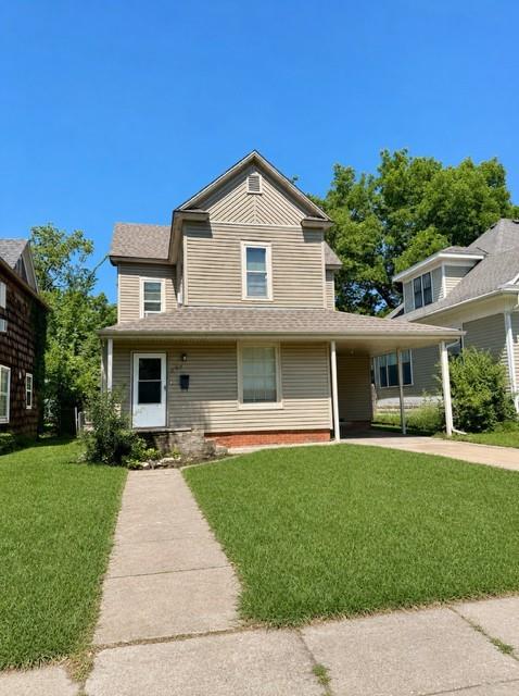 208 Cottonwood St, Iola, KS 66749