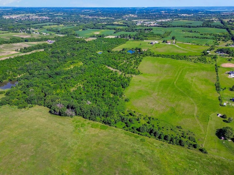 00001 Mcintyre Rd, Leavenworth, KS 66048
