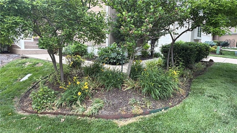 13322 Pennsylvania Ct, Kansas City, MO 64145