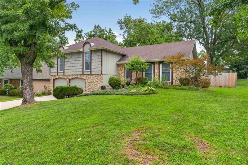 8107 Noland Rd, Lenexa, KS 66215