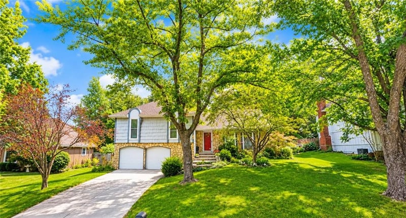 8107 Noland Rd, Lenexa, KS 66215