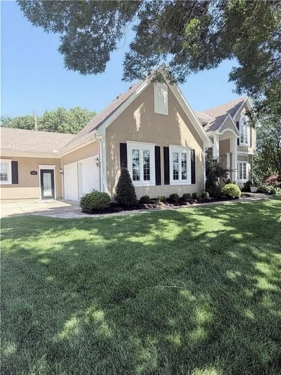1041 Ellis Dr, Lee's Summit, MO 64081