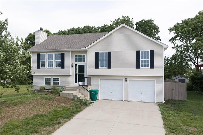 11212 Rowland Ave, Kansas City, KS 66109