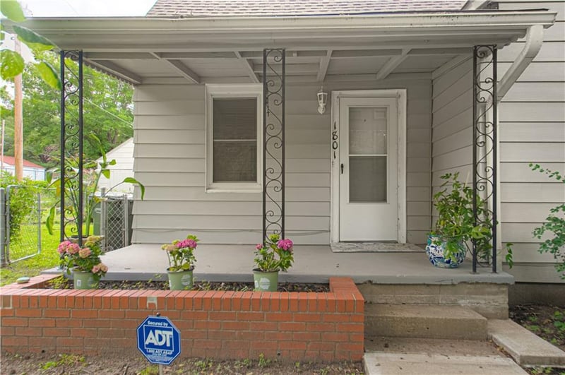 1801 Broadway St, Leavenworth, KS 66048