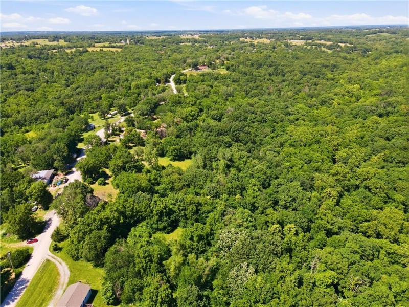 12500 Klatt Rd, Excelsior Springs, MO 64024