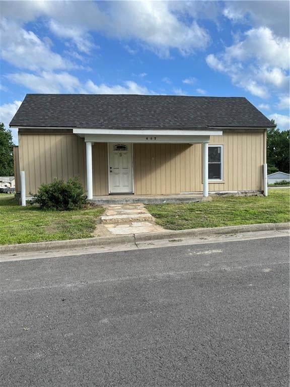 407 23rd St, Higginsville, MO 64037