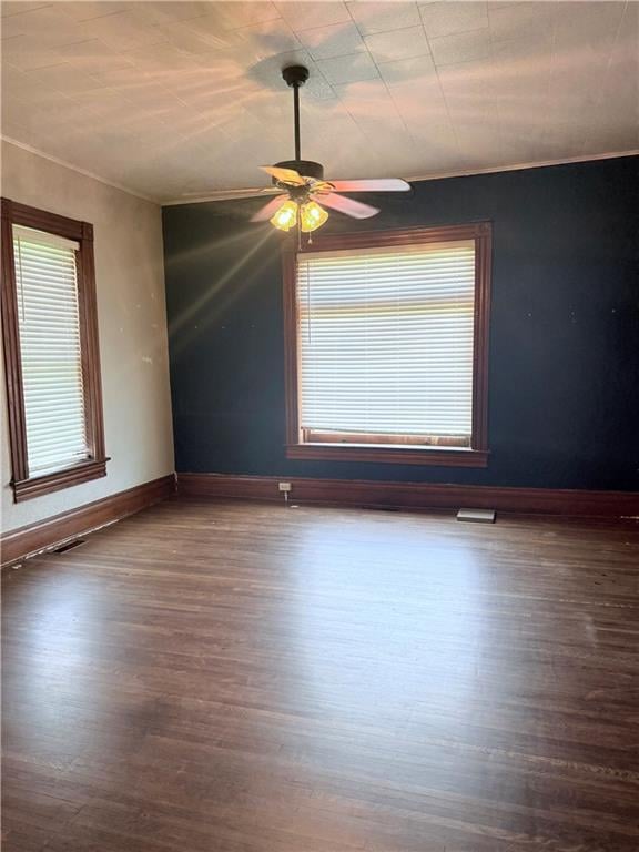 2424 Olive St, St Joseph, MO 64507