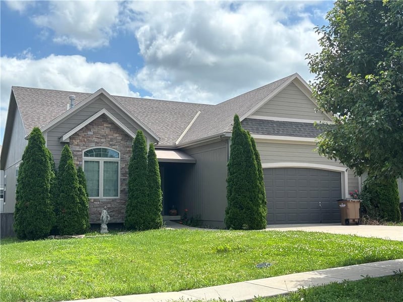 801 Washington St, Raymore, MO 64083