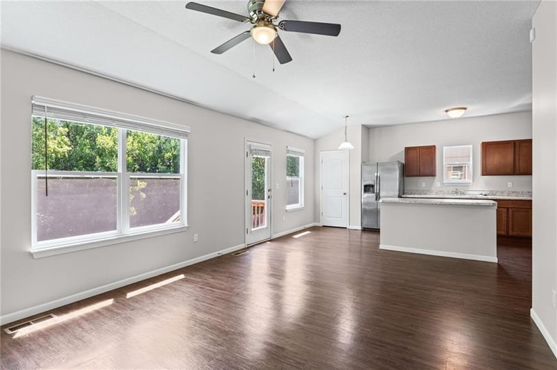 717 Samantha Ln, Belton, MO 64012