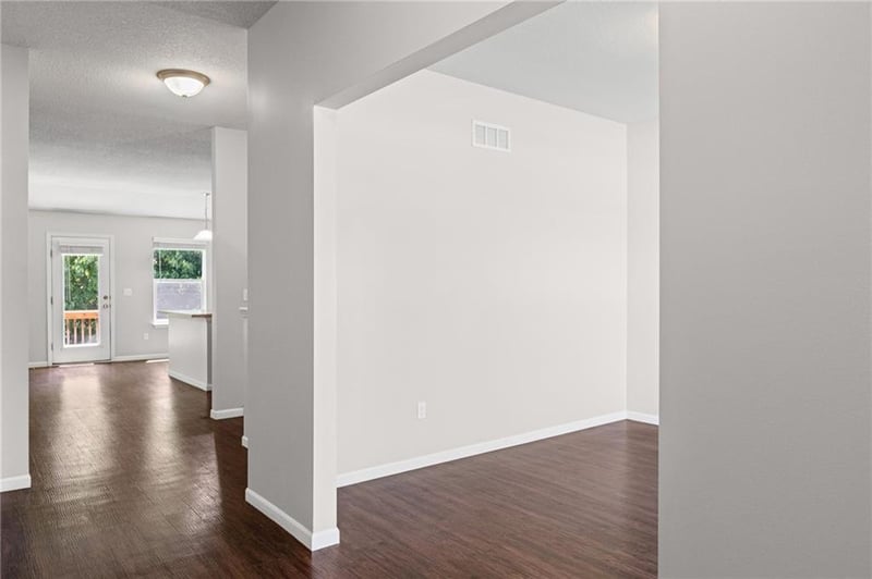 717 Samantha Ln, Belton, MO 64012